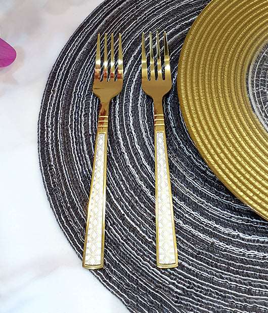 Geometrical Design Golden Fork Set (6 Pcs)