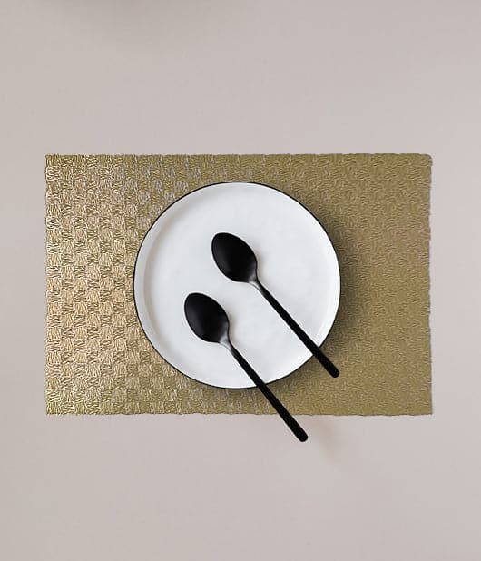 Rectangular Pattern Golden Vinyl Placemat Set