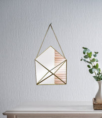 Pyramid Glass Organizer