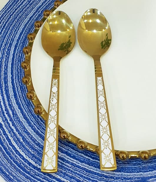 Floral Design Golden Spoon Set (6 Pcs)
